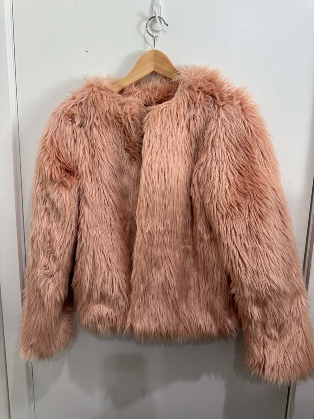 Chelsea28 Blush Pink Faux Fur Coat - Picture 2 of 5